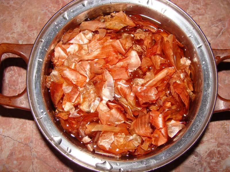 Использование луковой шелухи в качестве удобрения
