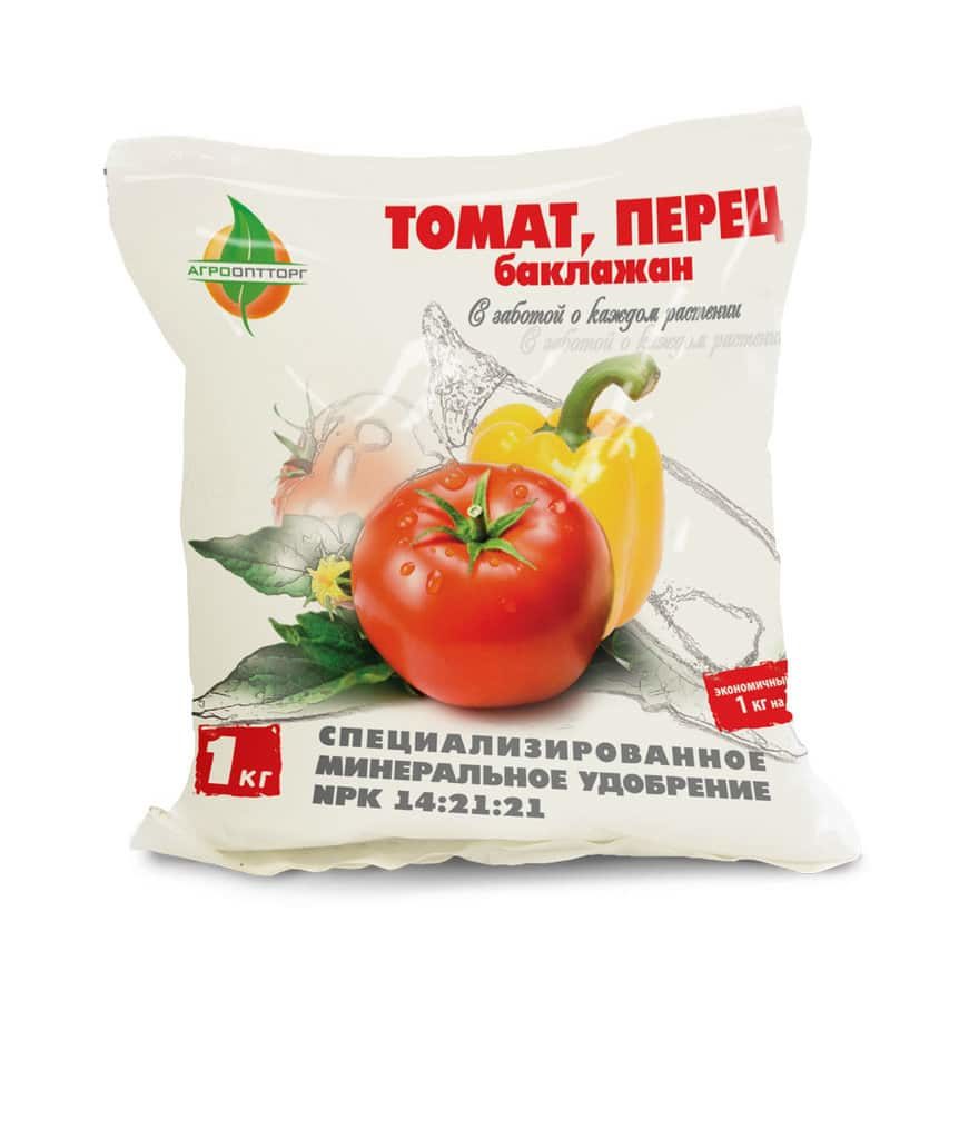 Чем и когда подкормить рассаду томатов и перцев